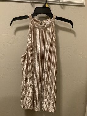 Love riche women’s top size large